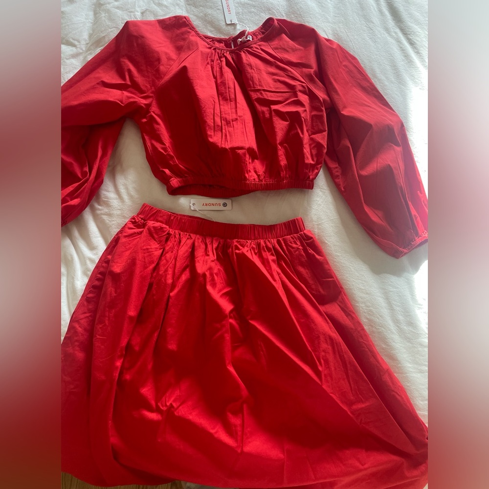 Blouse and Skirt - SET  - NWT Anthropologie Sundry Cropped poplin Red- sz2